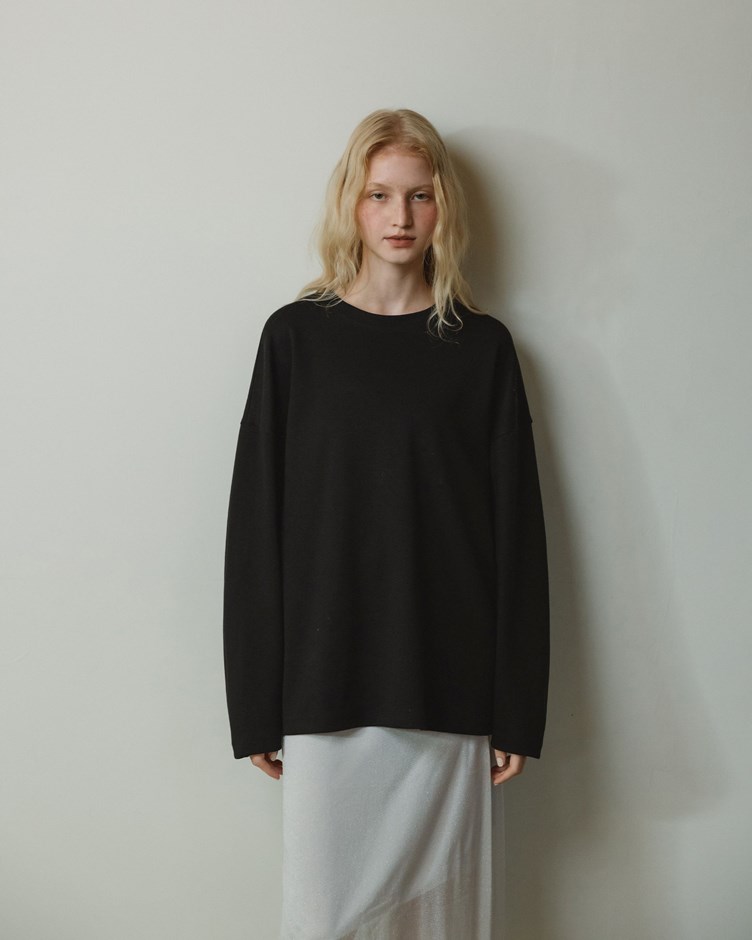 鬆弛感闊型發熱寬鬆上衣