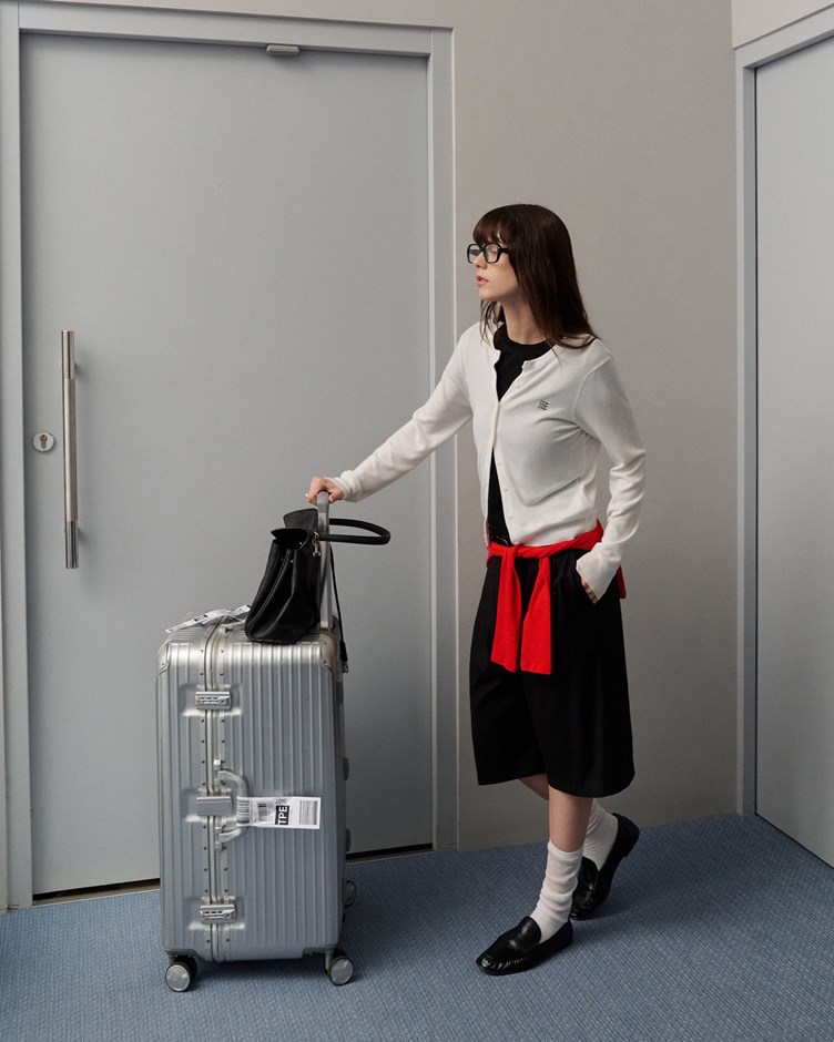 品牌LOGO質感針織外套