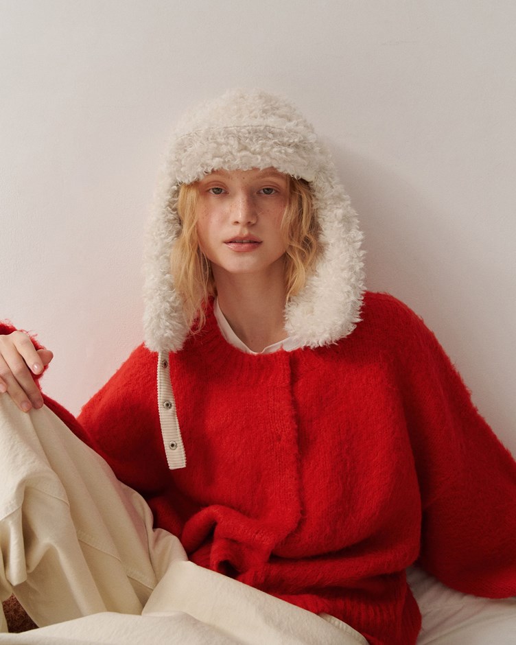 澎鬆磨毛感壓釦造型針織外套