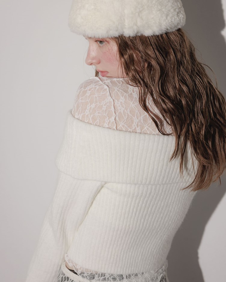 磨毛感坑紋一字領針織上衣