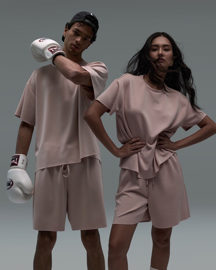 雲朵 UNISEX 寬版落肩短袖