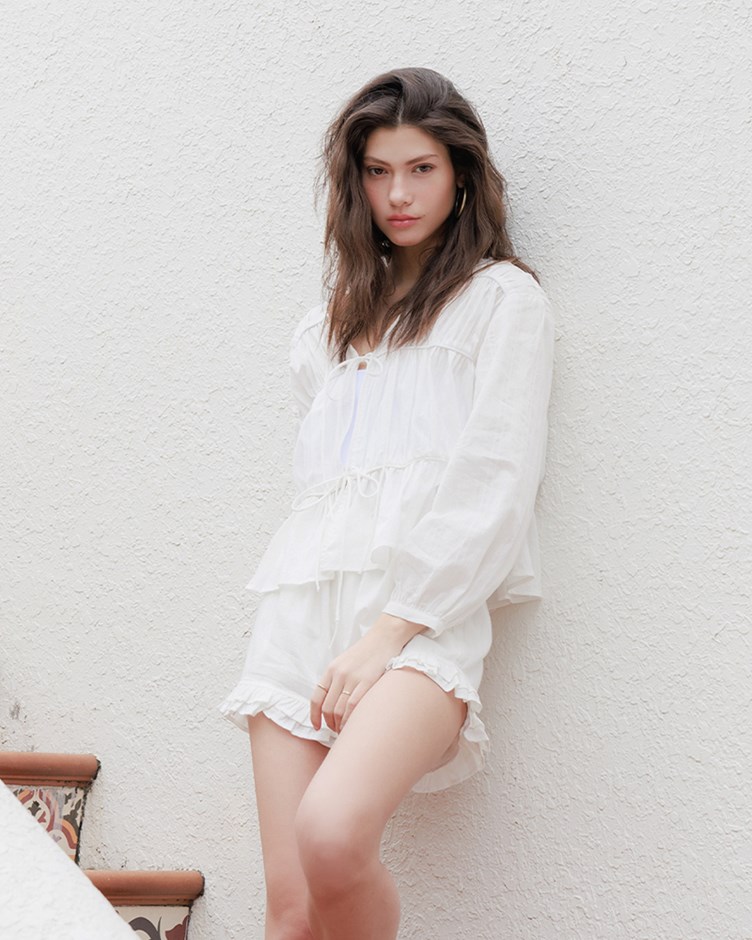 直條綁繩抓皺上衣