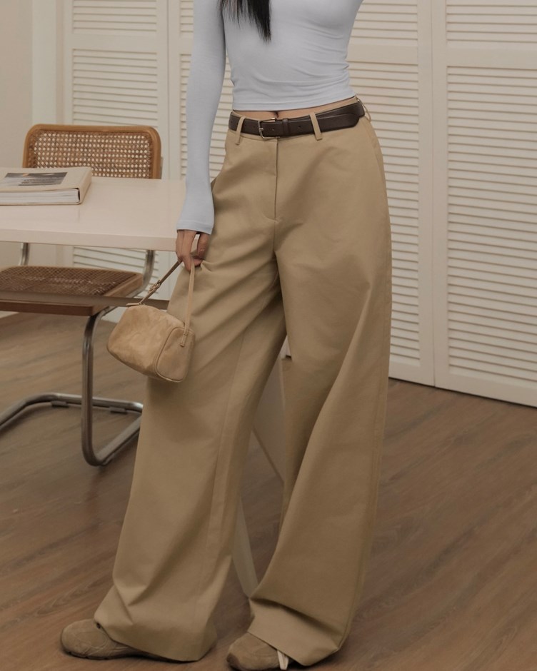 淺卡其後鬆緊落地寬褲