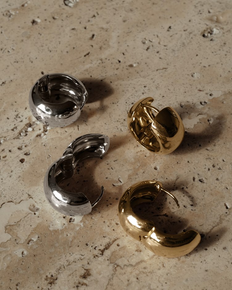 寬面金屬弧型耳圈