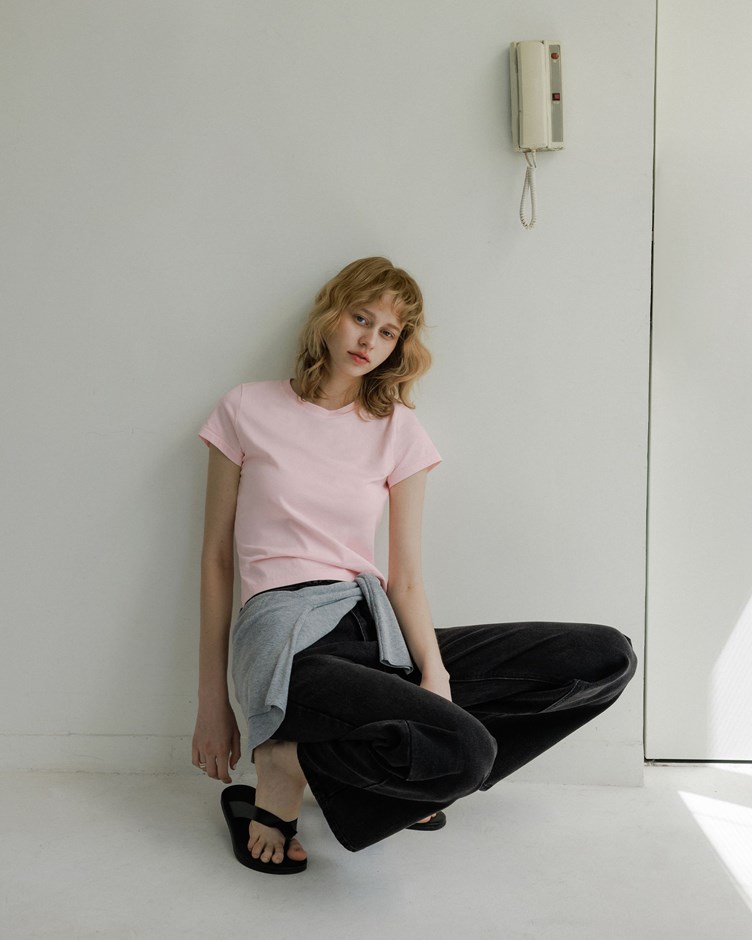 舒適圓領修身水洗棉短袖TEE