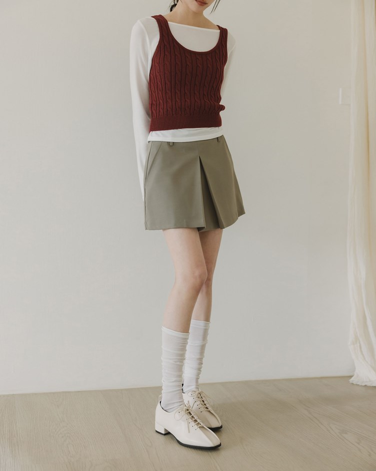 合摺微A字西裝短裙