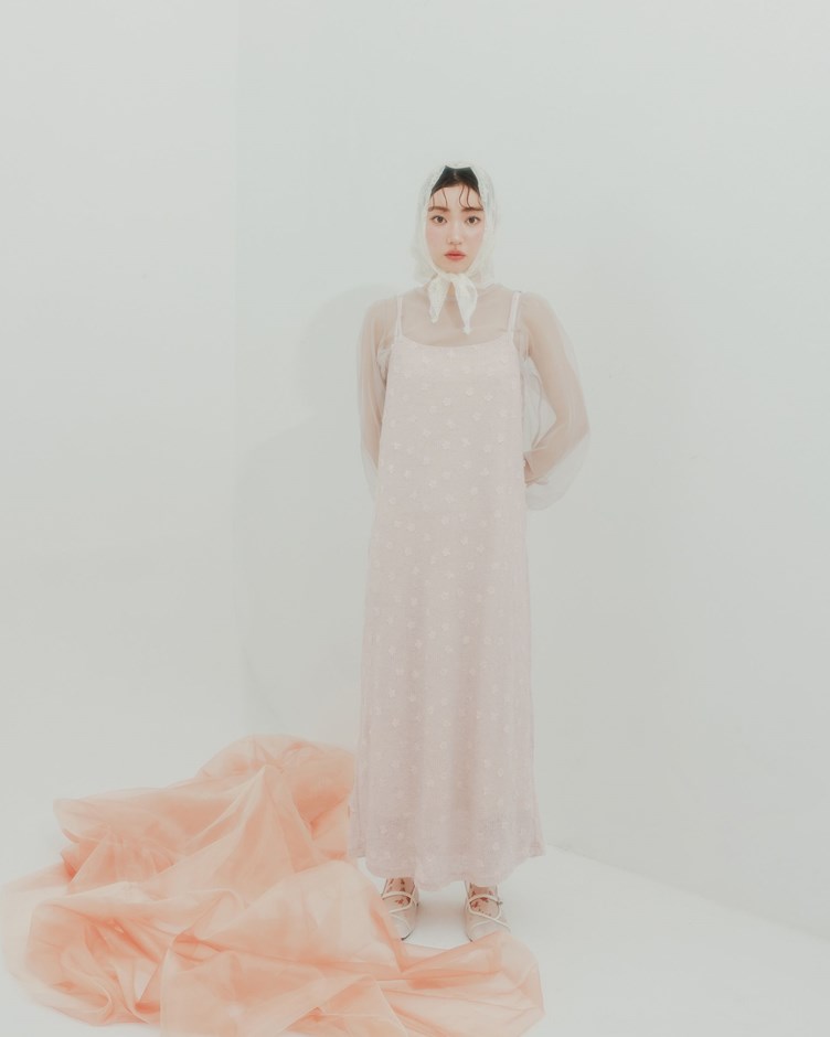 紋理感立體小花長洋裝