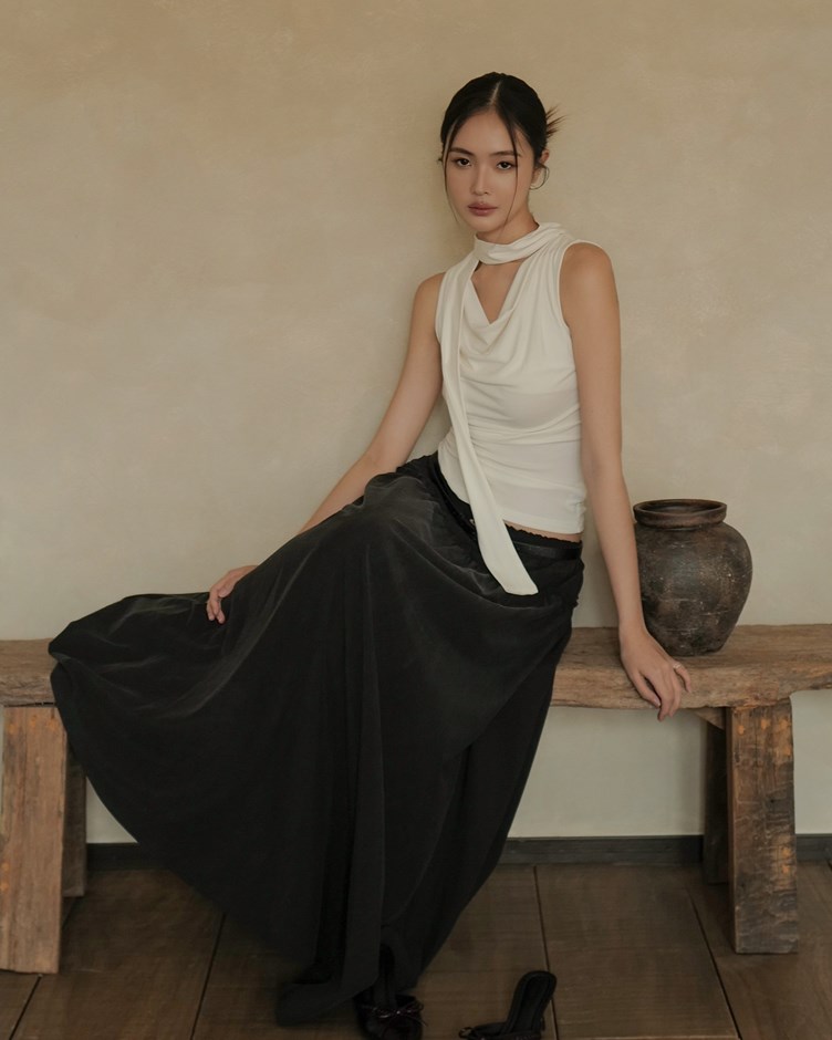 垂領繞脖造型背心