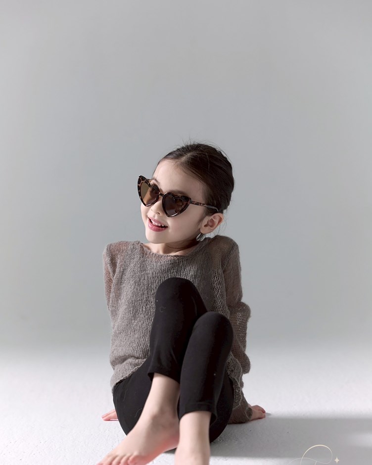 Little Loose-Knit Long Sleeve Top