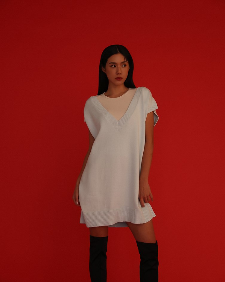 over sized V-necked sweater