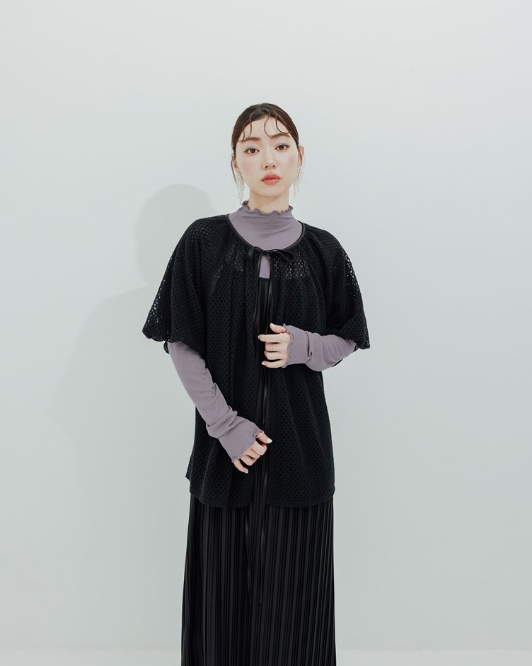 日系網格澎袖綁帶上衣