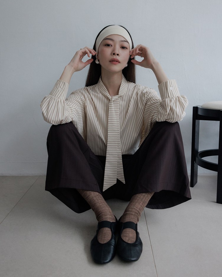 簡約領帶綁帶條紋襯衫