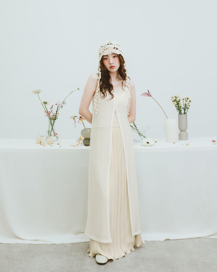 簍空針織外罩洋裝