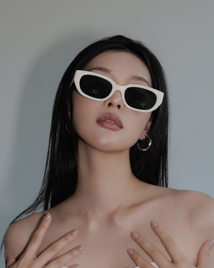 極簡質感個性墨鏡