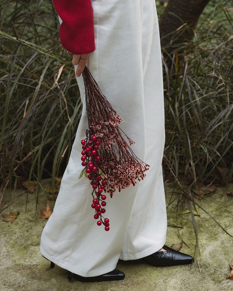 不對稱腰頭寬褲