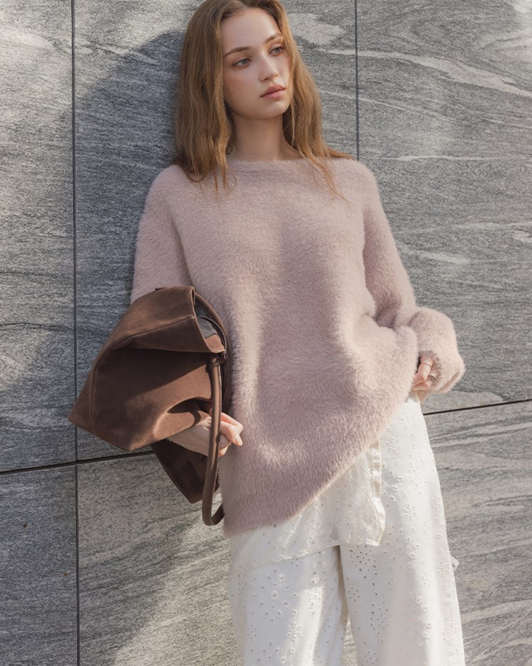 柔軟毛毛可露肩針織上衣