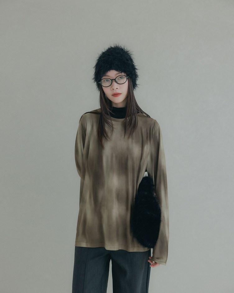 暈染寬鬆透肌長袖上衣